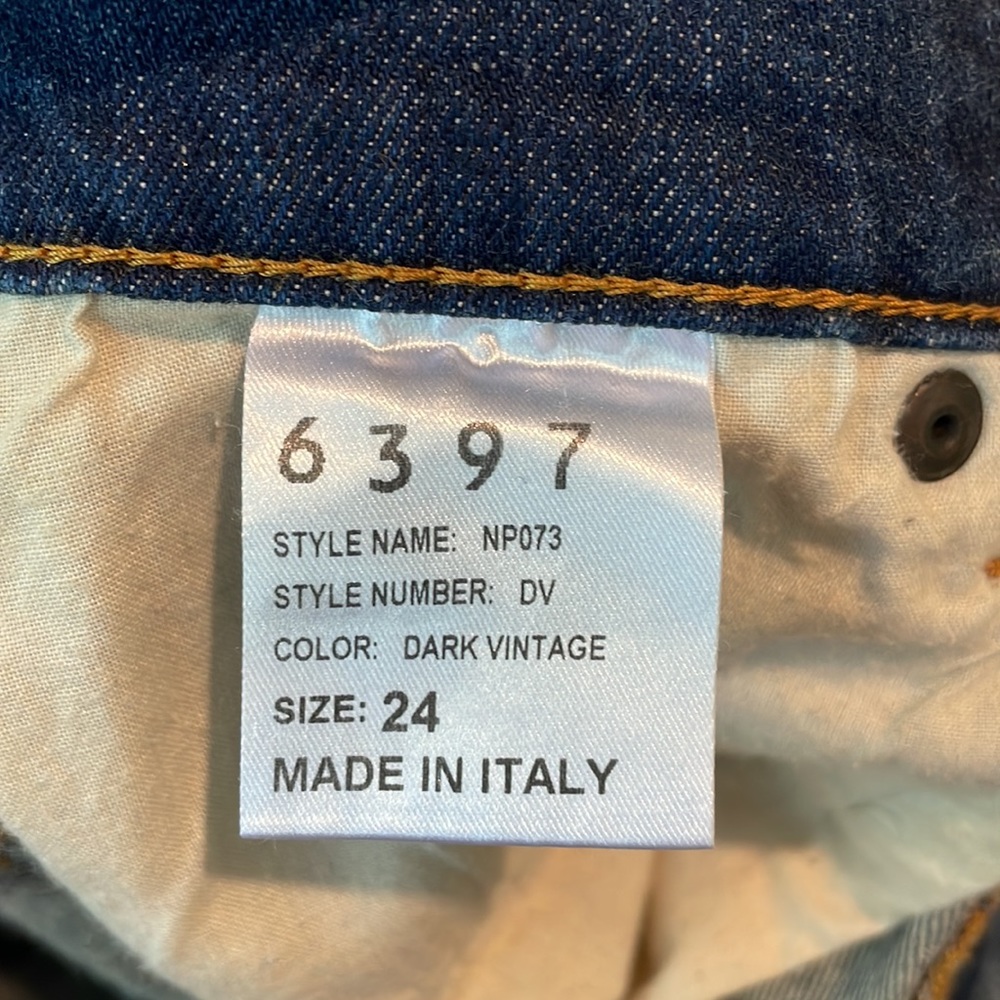[6397] Cropped Jeans - Picture 7 of 9